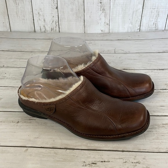 UGG Langford Brown Leather Shearling LIned Mule - Picture 1 of 14